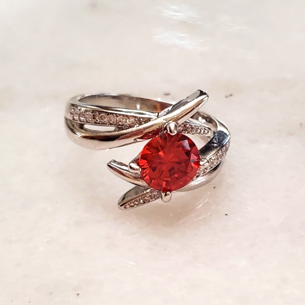 Red & Silver Ring - Picture 3 of 6